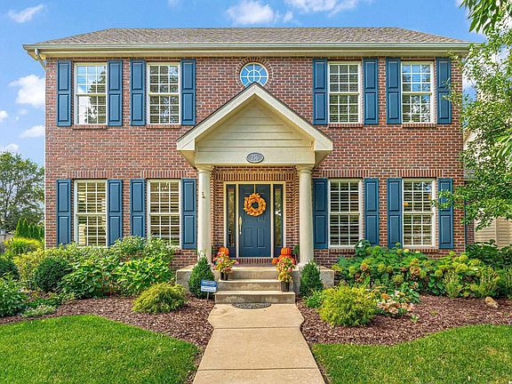 3rd image of 236 Earhart Cir