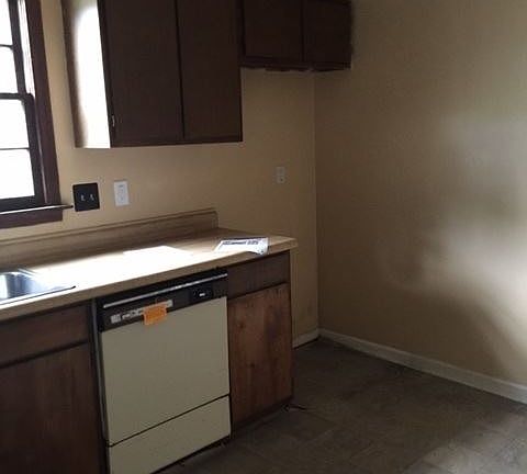 4th image of 113 Roberta Dr #B