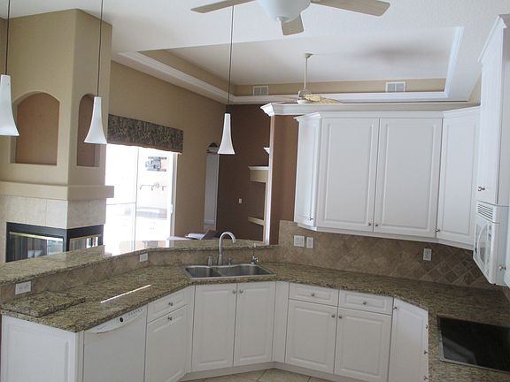 4th image of 1464 Kilrush Dr