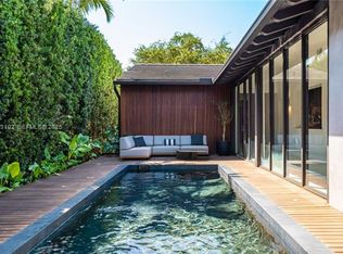 725 W 49th St #0, Miami Beach, FL 33140