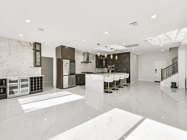 2315 Bending Spring Dr — Photo 15