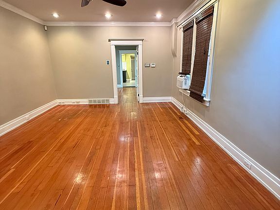 5th image of 755 E Linden Ave