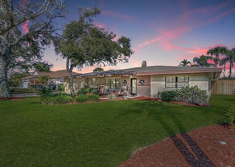 1st image of 113 Antigua Dr