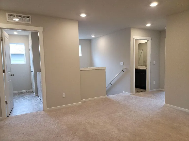 6499 Randolph Dr NE — Photo 14