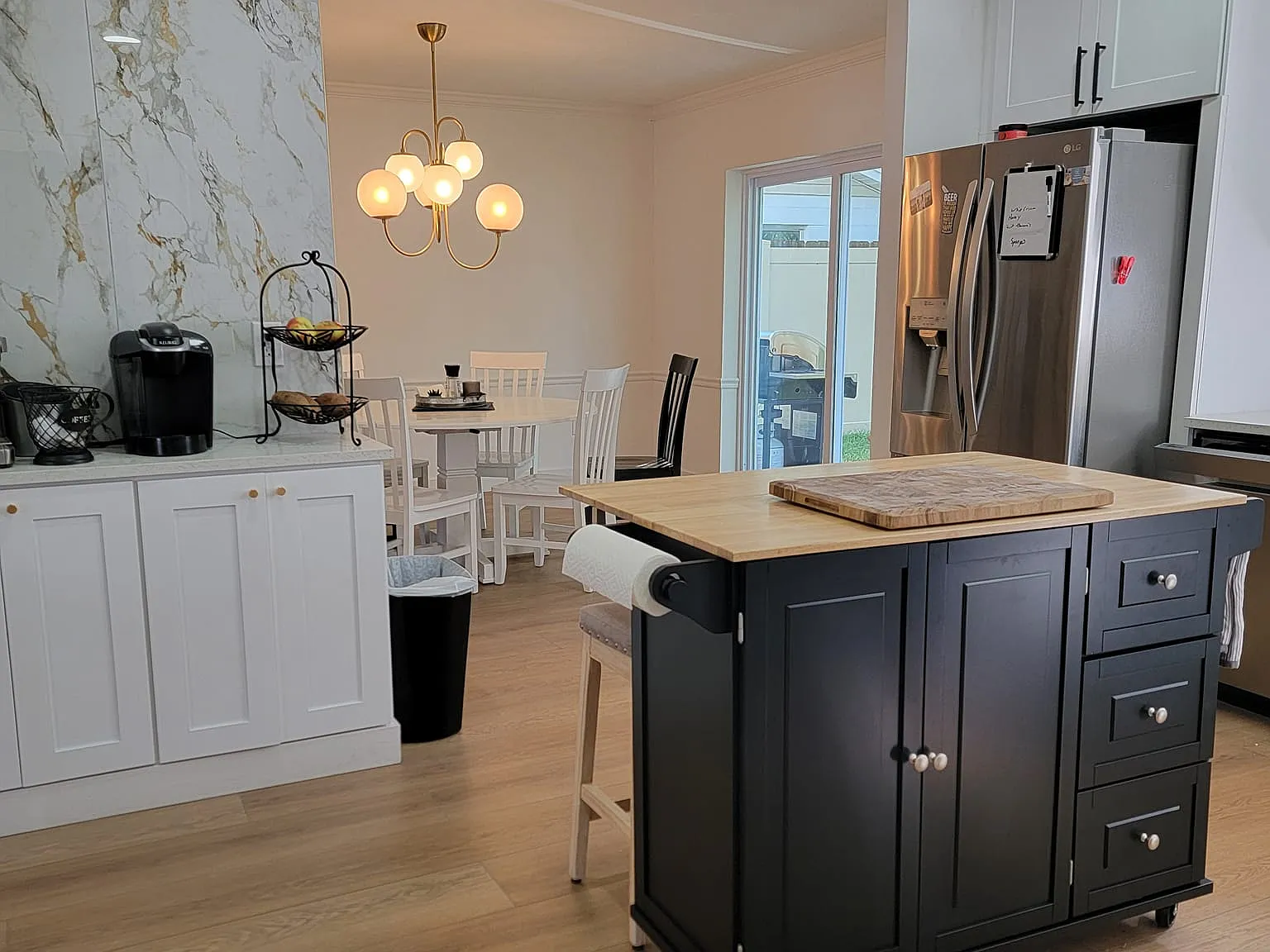 1 bed, 1.5 bath, 140 sqft, $899 — Photo 4