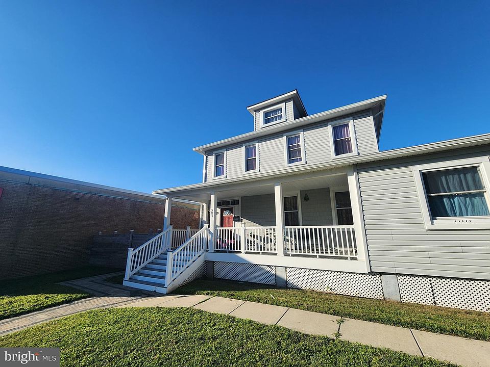 1st image of 302 E Patapsco Ave