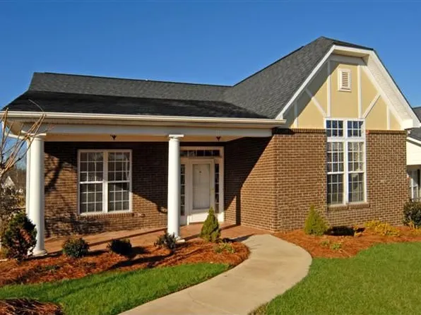 13040 Park Cres, Pineville, NC 28134