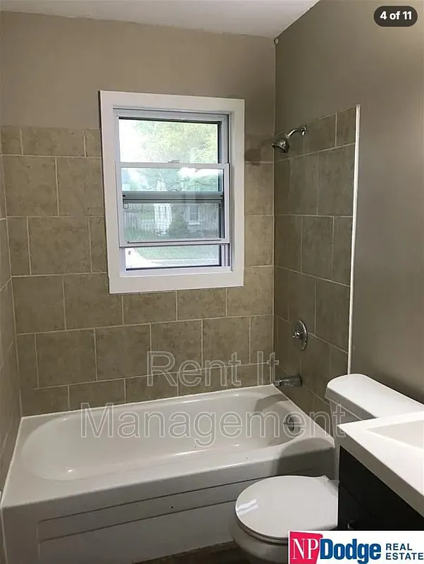 4 bed, 2.0 bath, 1140 sqft, $1,800 — Photo 4