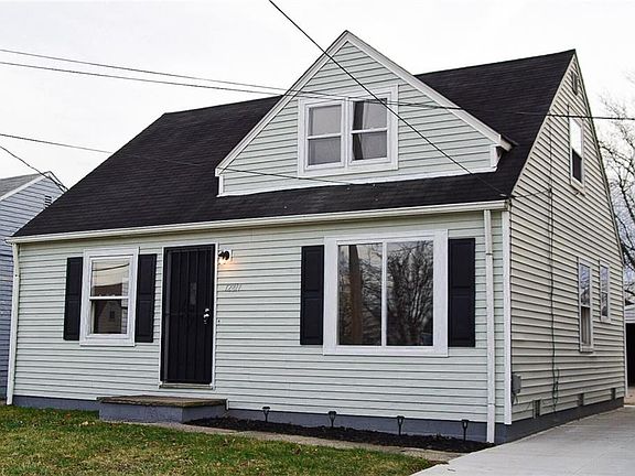 2nd image of 12817 Sprecher Ave