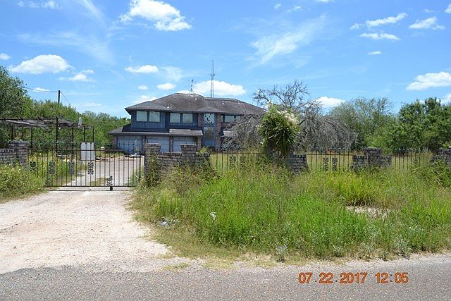 1st image of 1925 Hoehn Dr