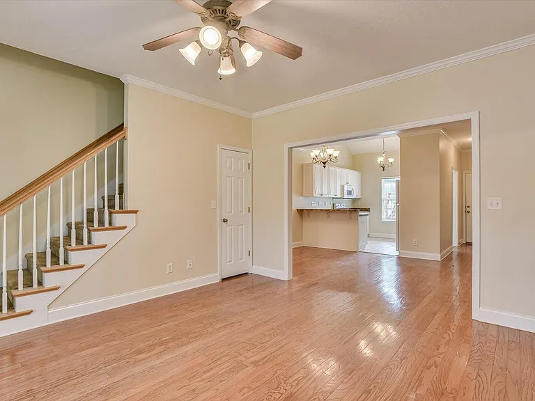 538 Midland Pass — Photo 4