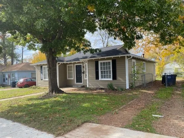 2828 Halbert St, Fort Worth, TX 76112