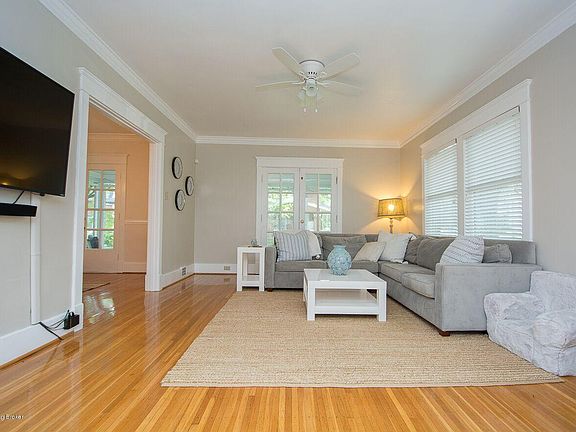 4th image of 2115 Bonnycastle Ave