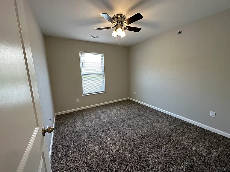 Hummingbird Heights — Photo 32