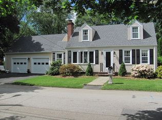 55 Lindy Ave, Riverside, RI 02915