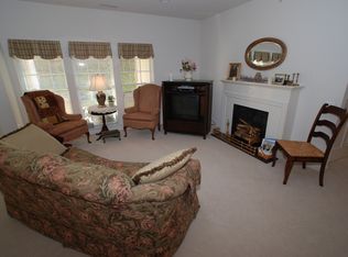 100 Evodia Cir APT 102, Warrington, PA 18976