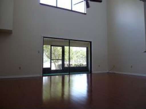 4th image of 358 Lofts Dr #B-3