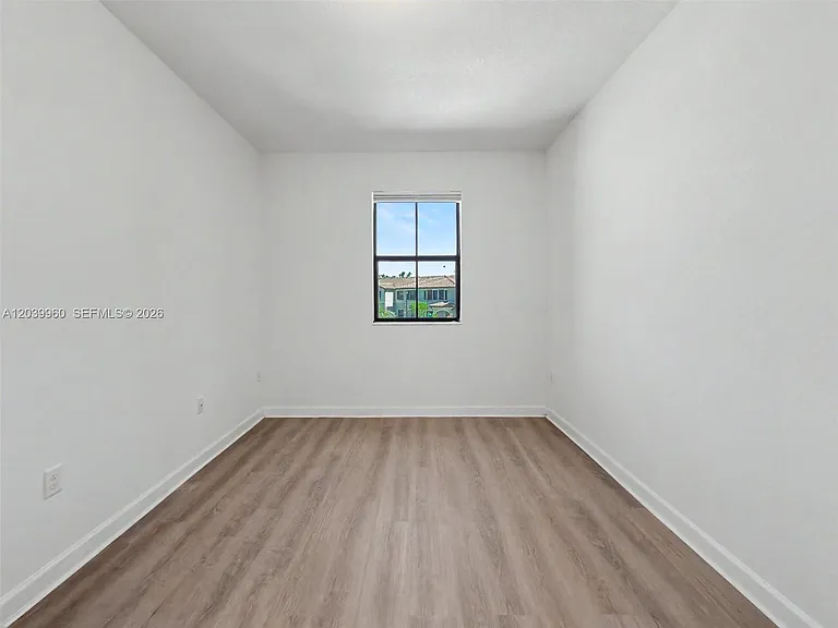 11296 SW 254th Ter — Photo 24