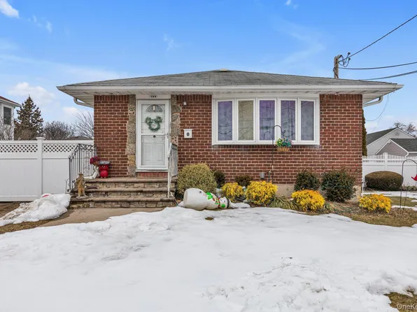 104 Meade Avenue, Bethpage, NY 11714