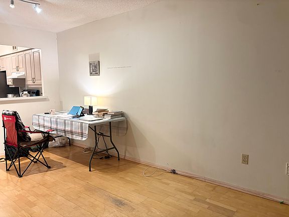 2nd image of 55 Elm Dr W #2106