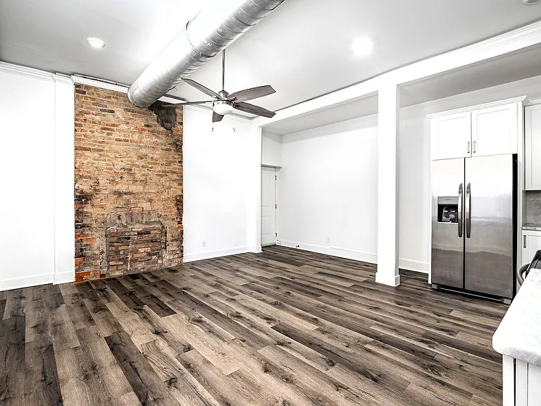 1635 Race St — Photo 9