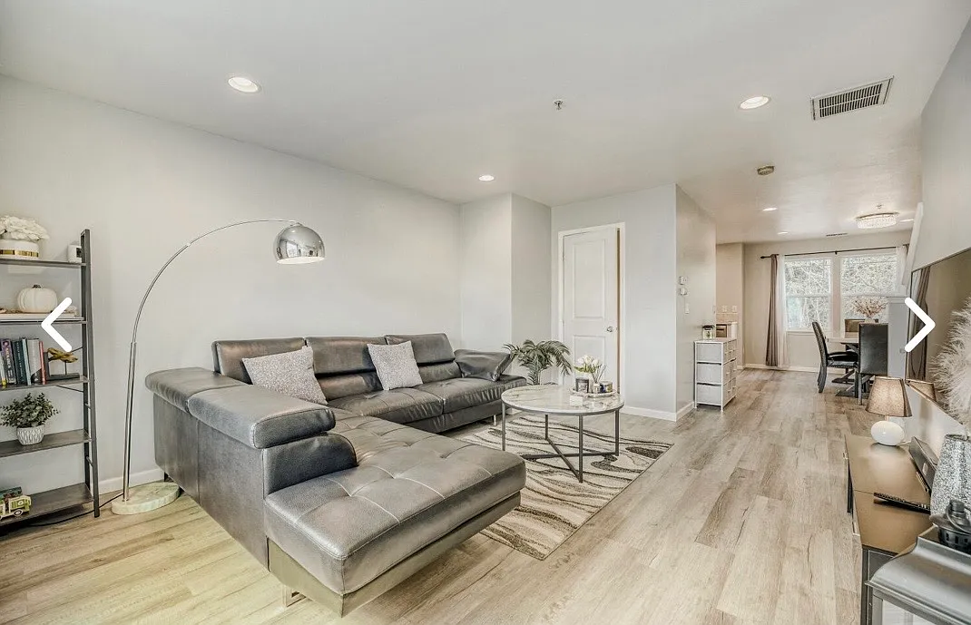 3 bed, 2.5 bath, 1391 sqft, $2,569 — Photo 3