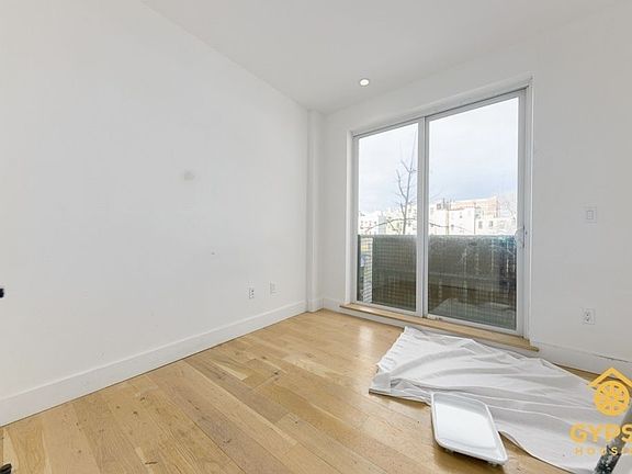 4th image of 246 Johnson Ave #3GH