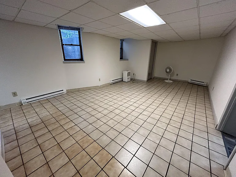 115 E Gorham St #4 — Photo 20