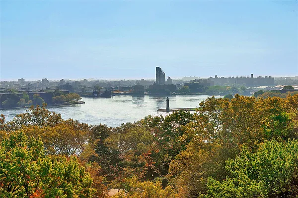 Sold by Engel & Völkers New York City | media 3