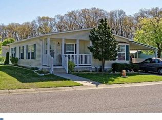 600 Edgemont Dr, Williamstown, NJ 08094