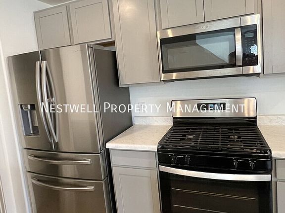 5th image of 1938 N Blue Iris Ave