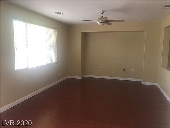 2nd image of 752 Homewillow Ave