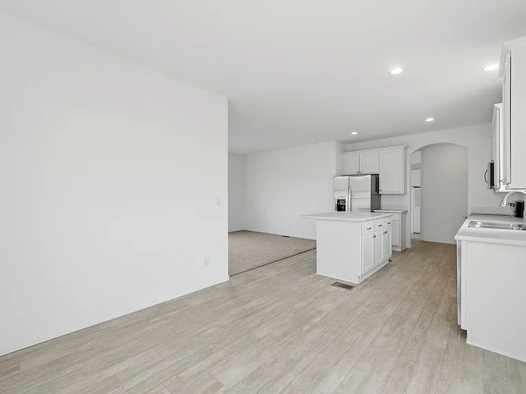 51 E Abra Rd — Photo 8