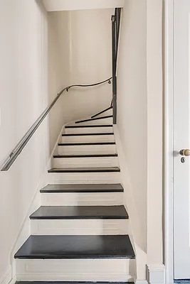 Sold by Compass | media 23