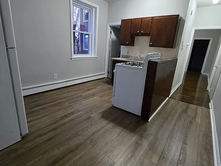 191 Wooster St #C02 — Photo 11