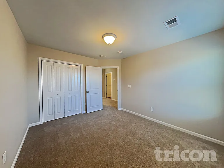 312 Winston Ln — Photo 13