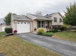 105 Gales Ferry Ct, Harrisburg, PA 17110