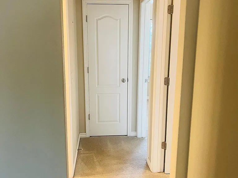 6005 S 39th Pl — Photo 11