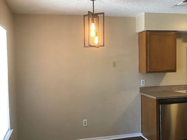 1st image of 5804 Tinsley Dr