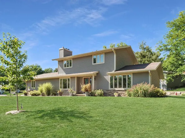 512 Wild Plum Drive, Deforest, WI 53532