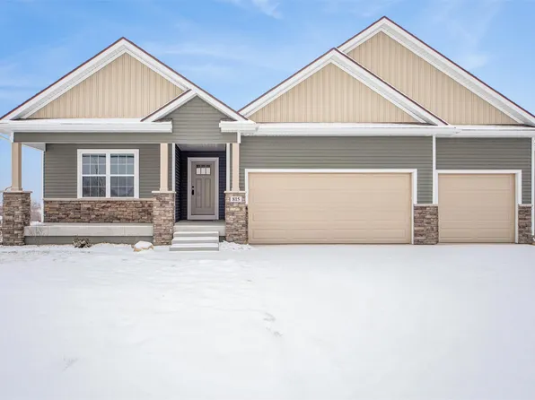815 Fawn Ct, Mitchellville, IA 50169
