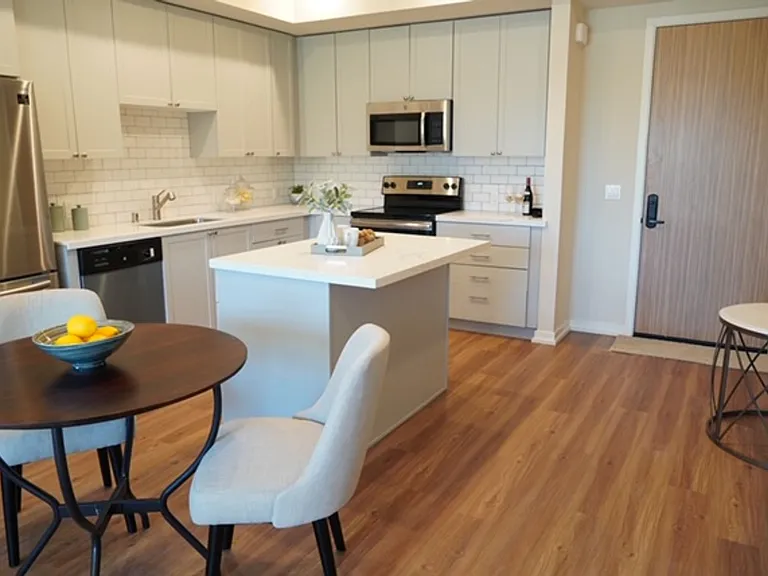 77 North Apartments — Photo 3