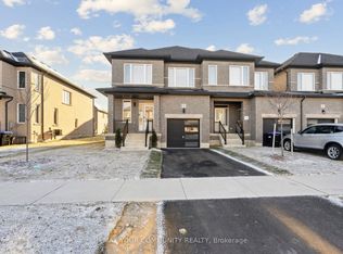 9 Lisa St, Wasaga Beach, ON L9Z 0K9