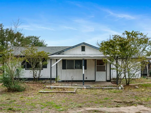 525 Sunset Dr, Rockport, TX 78382