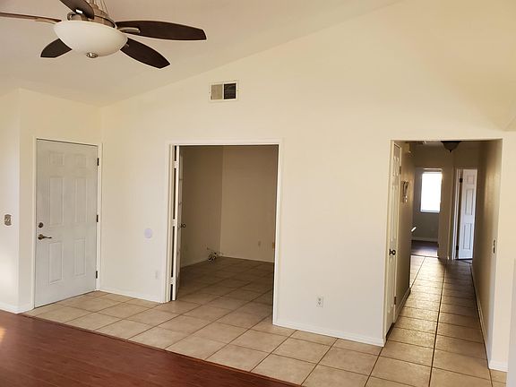 2nd image of 78785 La Palma Dr