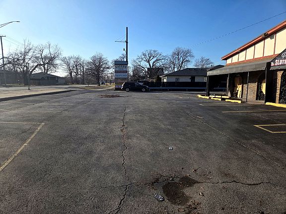2nd image of 8300 W 107th St