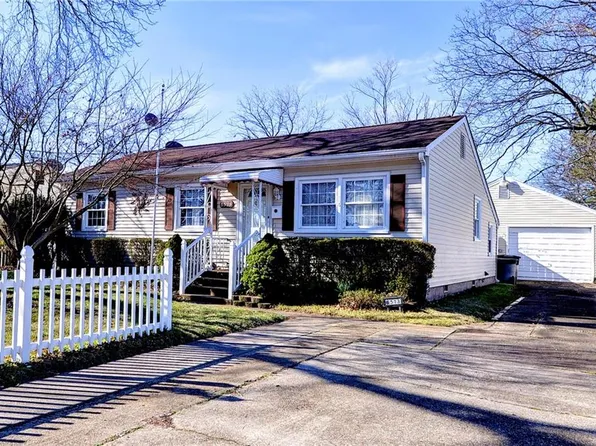 8513 Orcutt Ave, Hampton, VA 23605