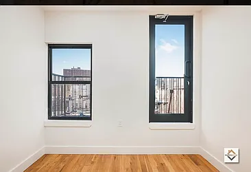 Rented by Space Link Realty