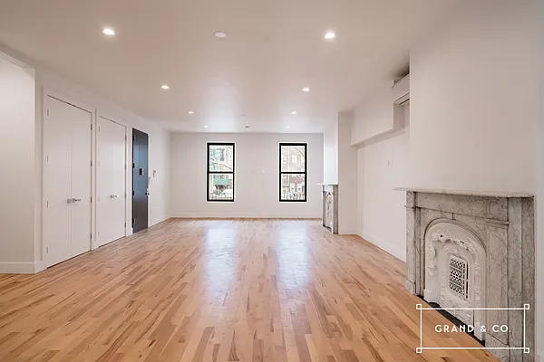 Rented by Grand & Co. | media 3