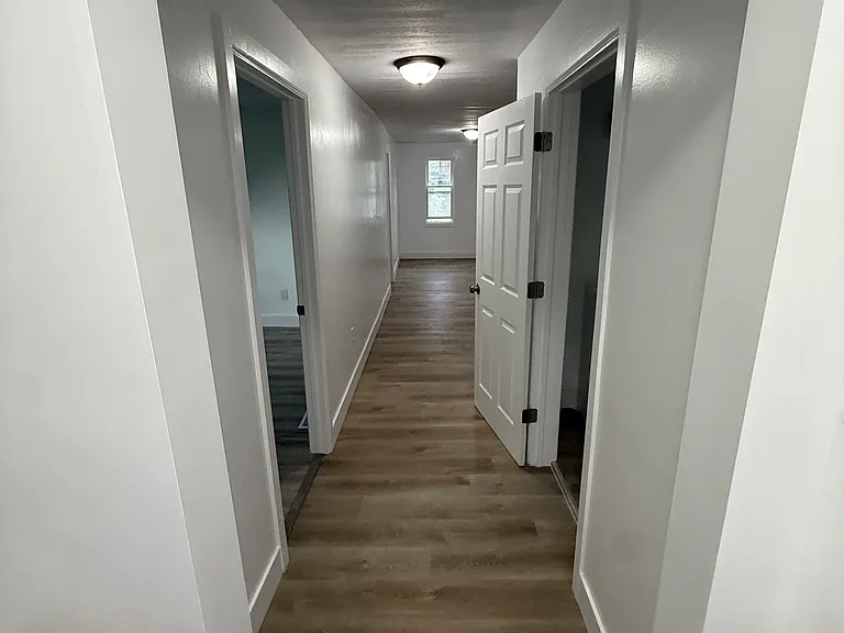 3604 E 53rd St — Photo 13